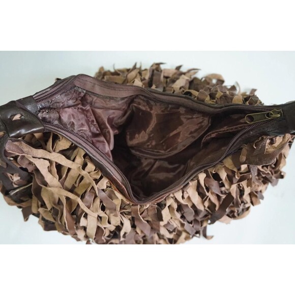 Moroccan Leather Shoulder Bag: Bohemian Hippie Fringe Bag - Picture 6 of 12